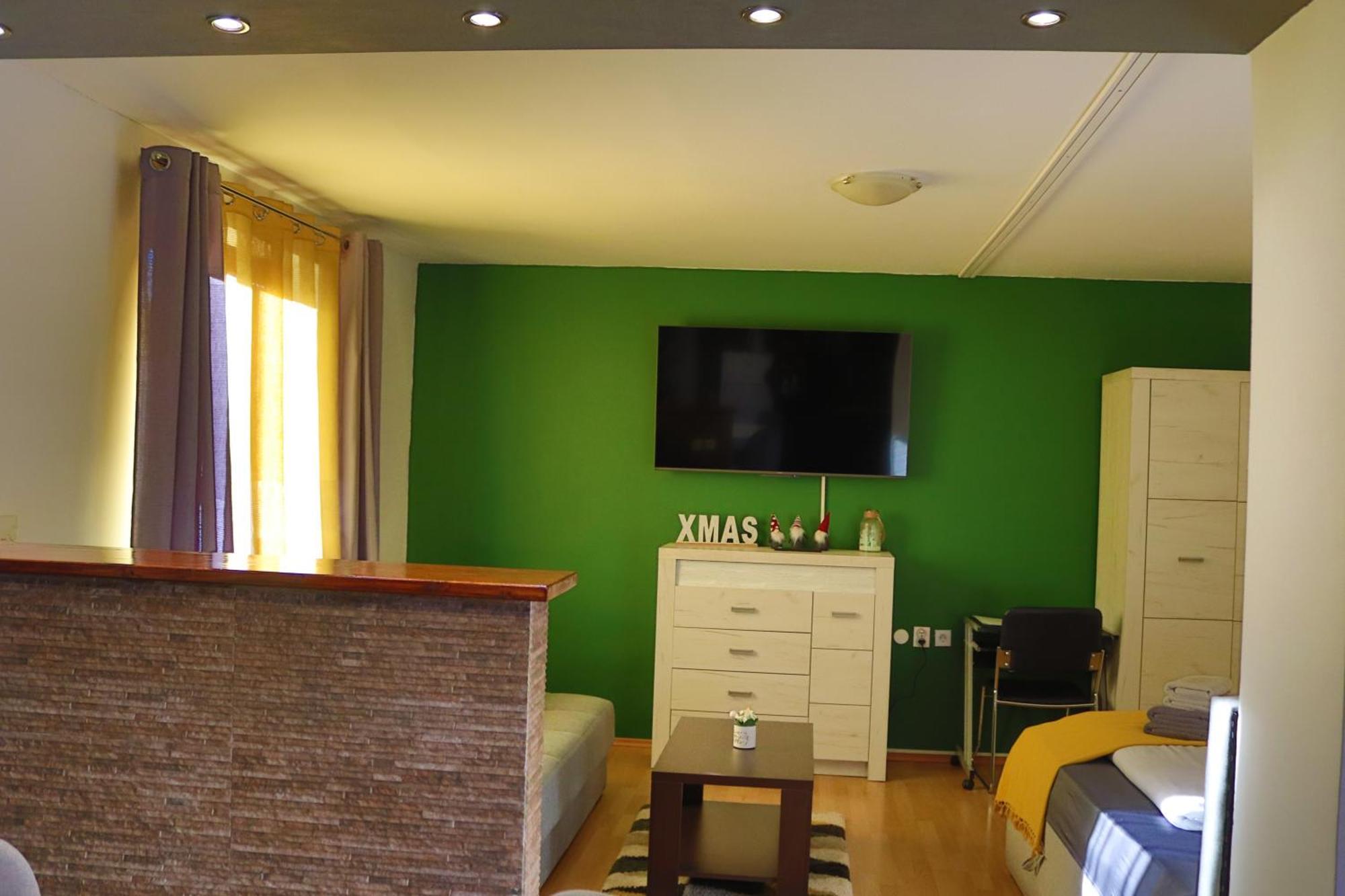 Studio Apartman Planb, Self Check In Osijek Exteriör bild